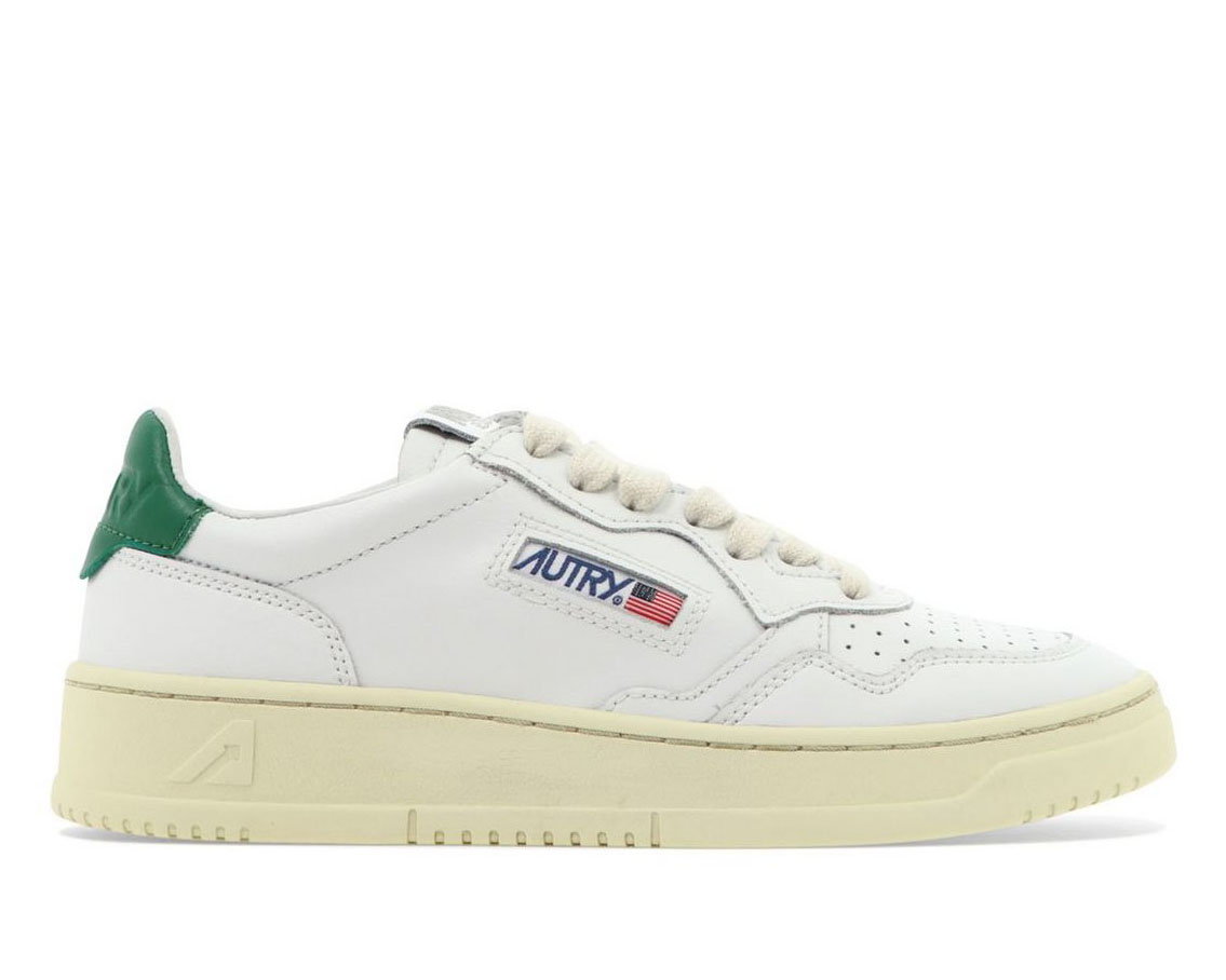 55f150dff94f70977a8e0a17160e0b28 Autry Medalist Low-Top Sneakers - Image 1