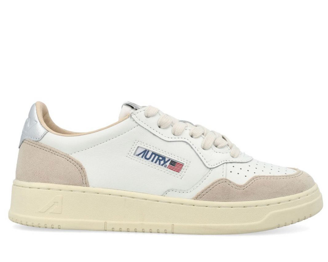 6a85f7f313500eeda9365a6ad274e155 Autry Medalist Low-Top Sneakers - Image 1