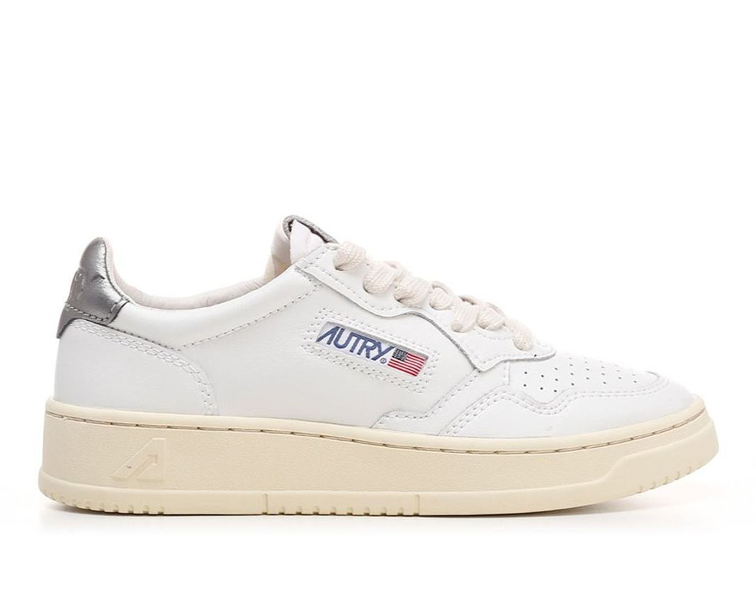 9eaf4868645f6fc6b09dd6179a448e10 Autry Medalist Low-Top Sneakers - Image 1