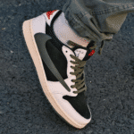 Jordan 1 Retro Low OG SP Travis Scott Olive